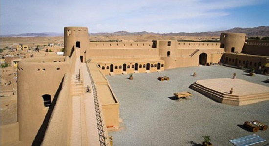 بازی اردویی قلعه