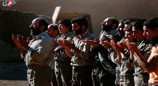 سجده‌های طولانی شهید چمران
