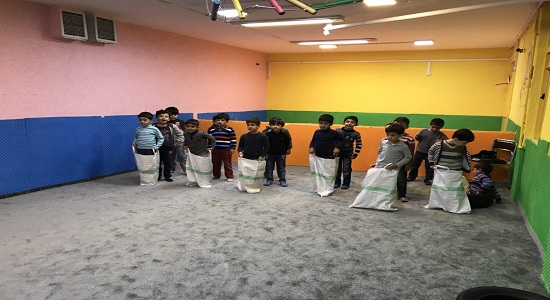 بازى گروهی؛ پاها تو گونی