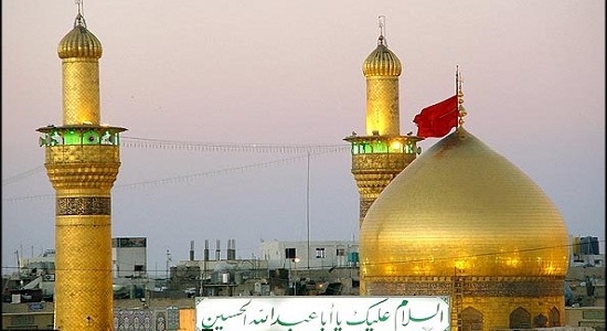 نماز در حرم امامان