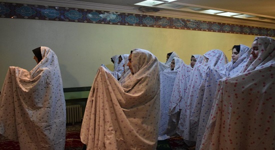 نماز اول وقت در کلاس منطق و فلسفه