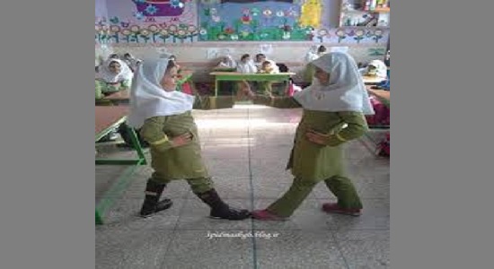 بازی کودکانه؛ رهبر را دنبال کنید
