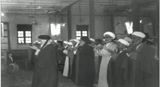 برنامه‌ و نحوه عبادت و نماز امام خمینی چگونه بود؟