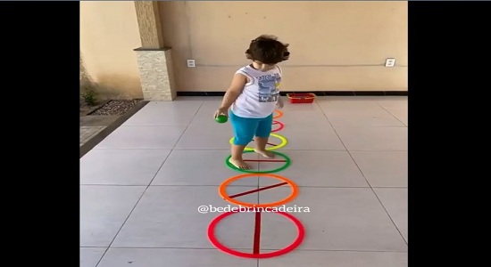بازی لی لی حلقه ای