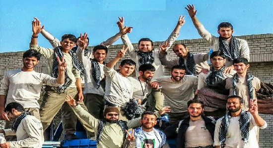 تضمین آینده در نوجوانی