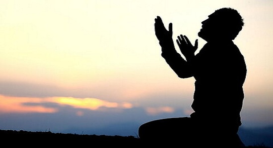 حجت الاسلام ساجدی؛ آیا با صداقت، از عبادت بی نیاز می شویم؟