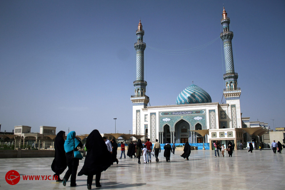 پاداش مسجدی ها