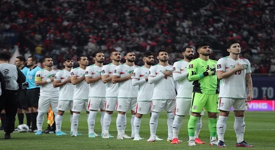نماز خواندن ملی‌پوشان در رختکن