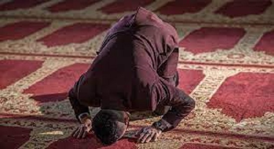 استاد کفیل؛ راههای تکمیل نماز 8