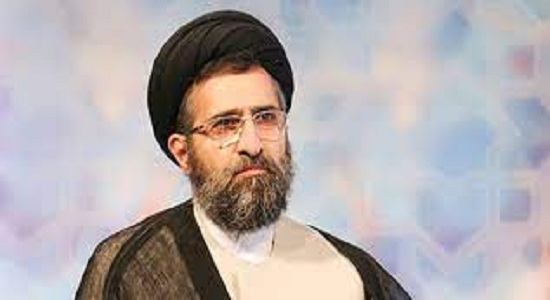 استاد حسینی قمی؛ جواز شکستن نماز مستحبی در اجابت دعوت مادر