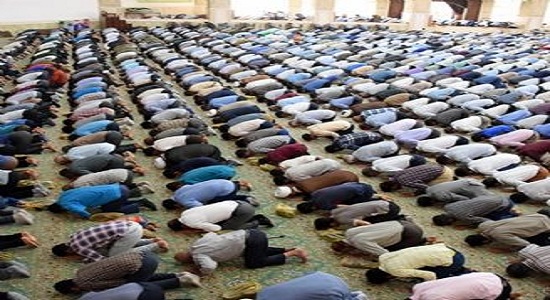 کلیپ نمازی؛ درمان حقارت با سجده