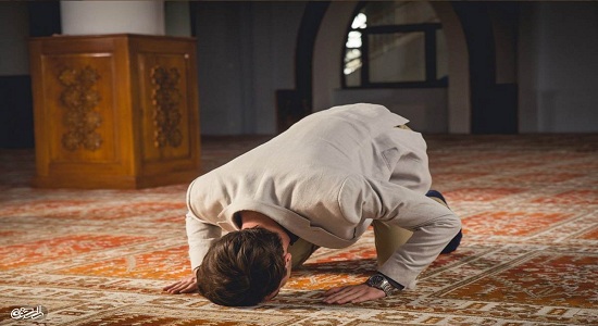 نماز آدم خوبا