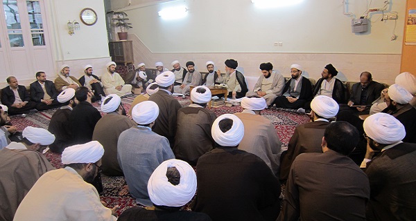 حضرت آیت الله العظمی علوی گرگانی : باید در جامعه فرهنگ سازی شود تا مردم بفهمند نماز چه اهمیتی دارد