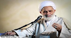 حجت الاسلام قرائتی:نمازبابخشنامه وابلاغیه ترویج نمی شود/ وضع اقامه نمازدرکشور خوب نیست