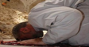 تبیین احکام نماز؛ با از دست دادن مهر در نماز نمی توان به هرچیزی سجده کرد
