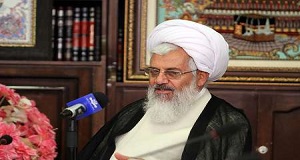 امام جمعه زنجان: تمام نهادهای عمومی برای توسعه و ترویج فرهنگ نماز قیام کنند