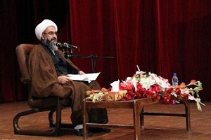 افزایش وحدت، همدلی و وفاق اجتماعی از آثار اجتماعی نماز است