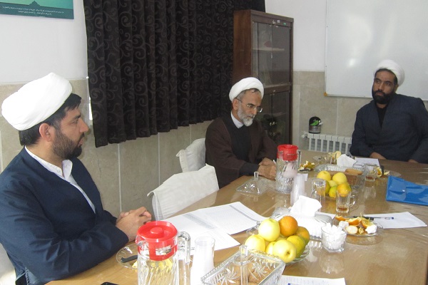 نشست معاون محترم امور فرهنگی مجمع جهانی اهل بیت (ع) و مدیر محترم مرکز تخصصی نماز
