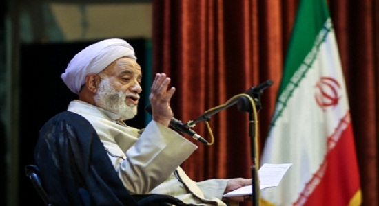 مقایسه ثروت و امکانات دنیوی با نماز و بی نماز