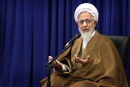  آیةالله جوادی آملی؛ از کجا بفهمیم نماز مان قبول شده یا نه؟