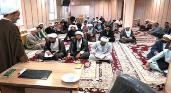 ترویج و توسعه نماز مهمترین راه اصلاح ناهنجاریهای اجتماعی است