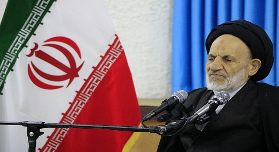 نماز جمعه پاسخگوی جنگهای همه جانبه دشمنان است
