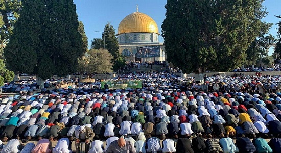 اقامه نماز جمعه ۲۰ هزار فلسطینی در مسجدالاقصی