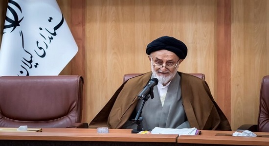 کاهش آسیبهای اجتماعی مهمترین دستاورد نماز است