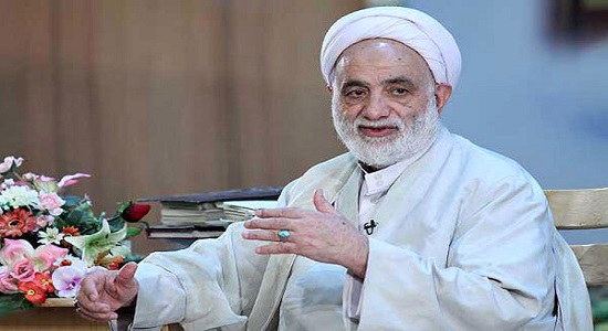 حجت الاسلام و المسلمین قرائتی؛ نماز متواضعانه 3