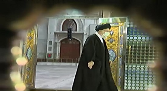 فیلمی از حضور رهبر معظم انقلاب در مرقد مطهر امام خمینی (ره) و گلزار شهدا