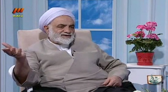 حرکت دسته جمعی علیه استکبار - استاد قرائتی