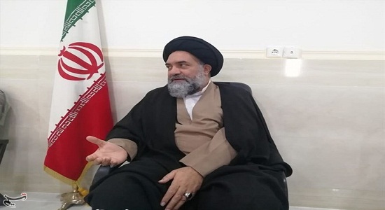 اقامه نماز در ادارات باید مورد توجه قرار گیرد