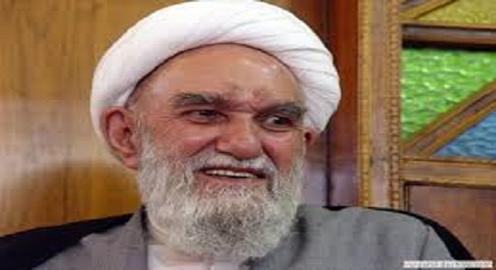  آیت الله ناصری؛ دریافت رحمت خدا هنگام نماز