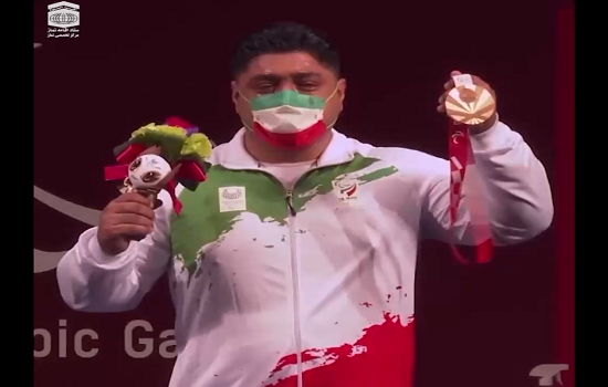 استوری؛ تمجید امام خامنه ای از نماز خواندن ورزشکاران