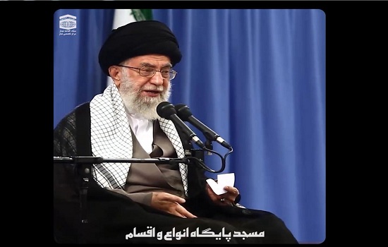 استوری؛ امام خامنه ای: مسجد پایگاه فعالیت های اجتماعی
