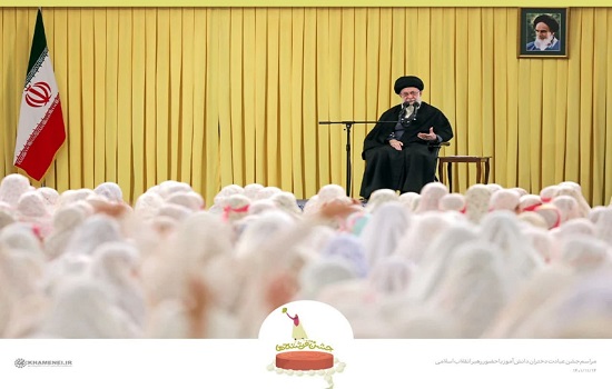 صوت کامل بیانات رهبر انقلاب در مراسم جشن تکلیف دختران دانشآموز