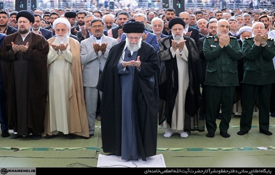 خطبههای نماز عید فطر امام خامنه ای