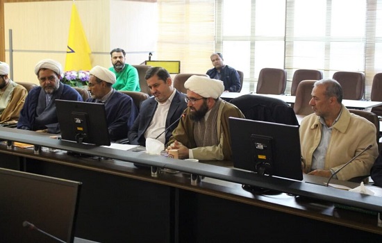 جلسه آموزشی یاوران نماز استان مرکزی برگزار شد